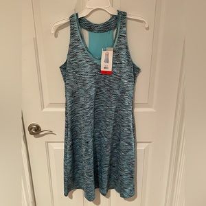 MPG Travel Dress SZ M NWT B00